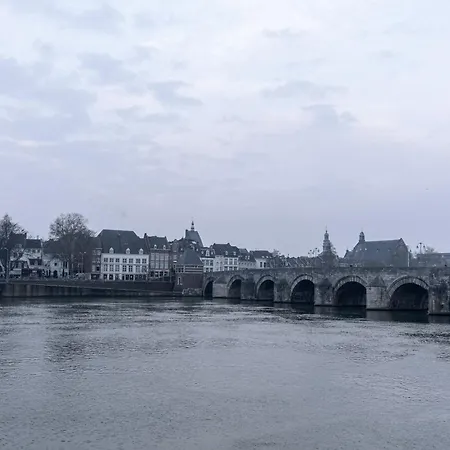 Historische Bovenwoning Wyck