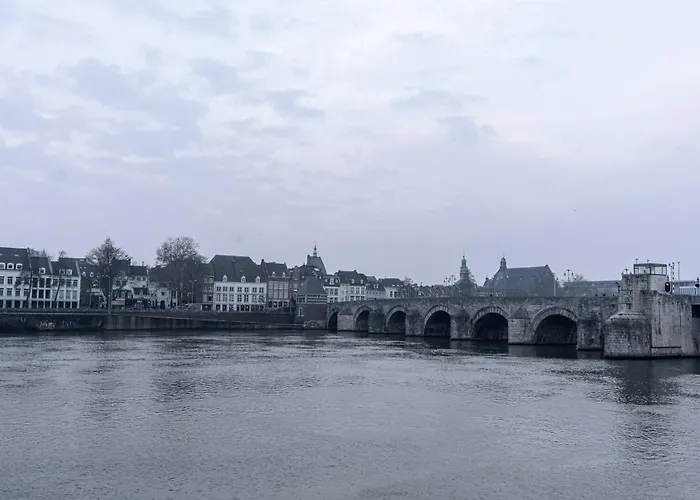 Historische Bovenwoning Wyck